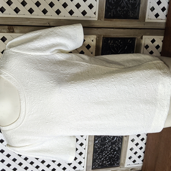 Women’s Loft Blouse - Picture 4 of 8